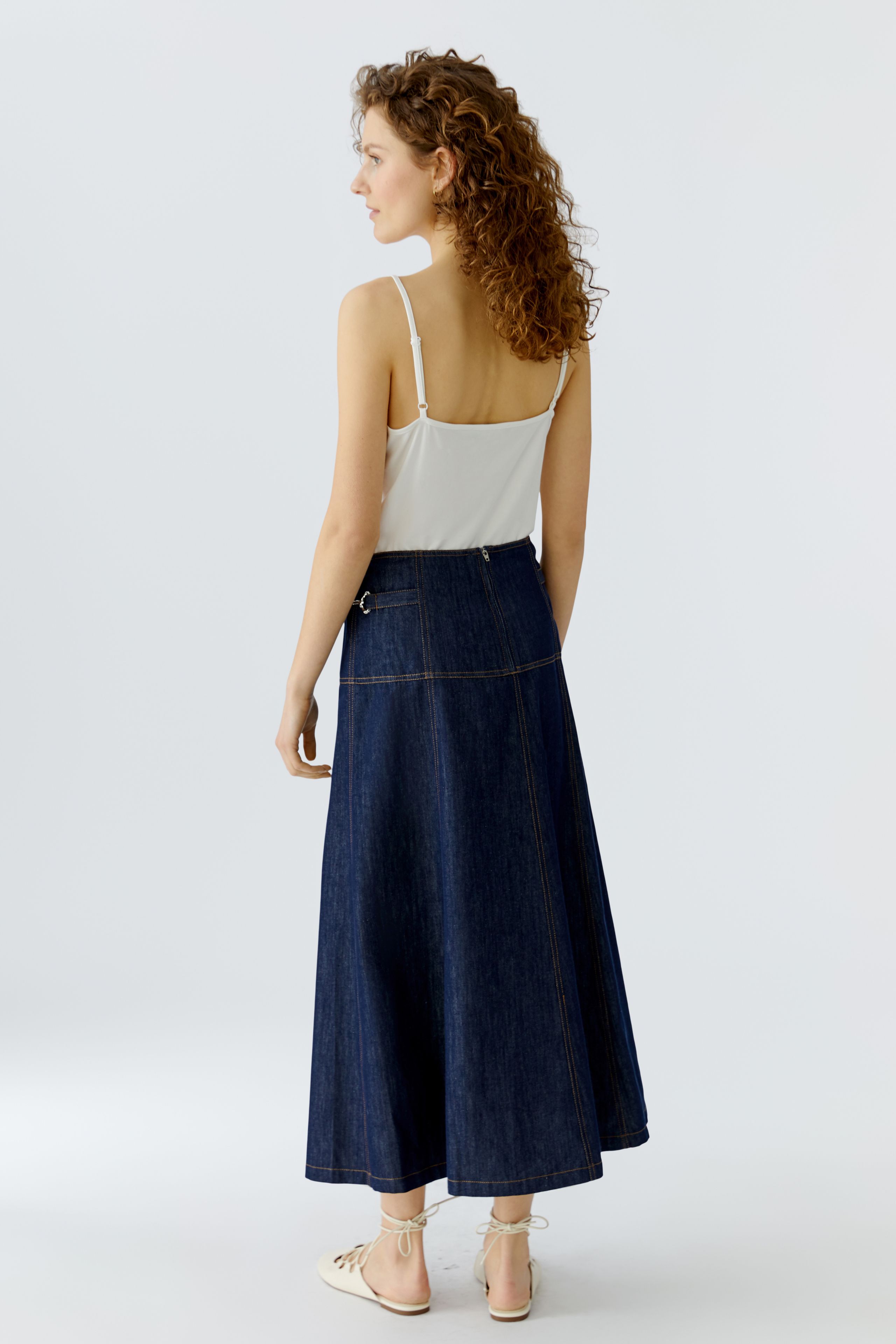ЮБКА OUI джинсовая миди с А-силуэтом и контрастной строчкой